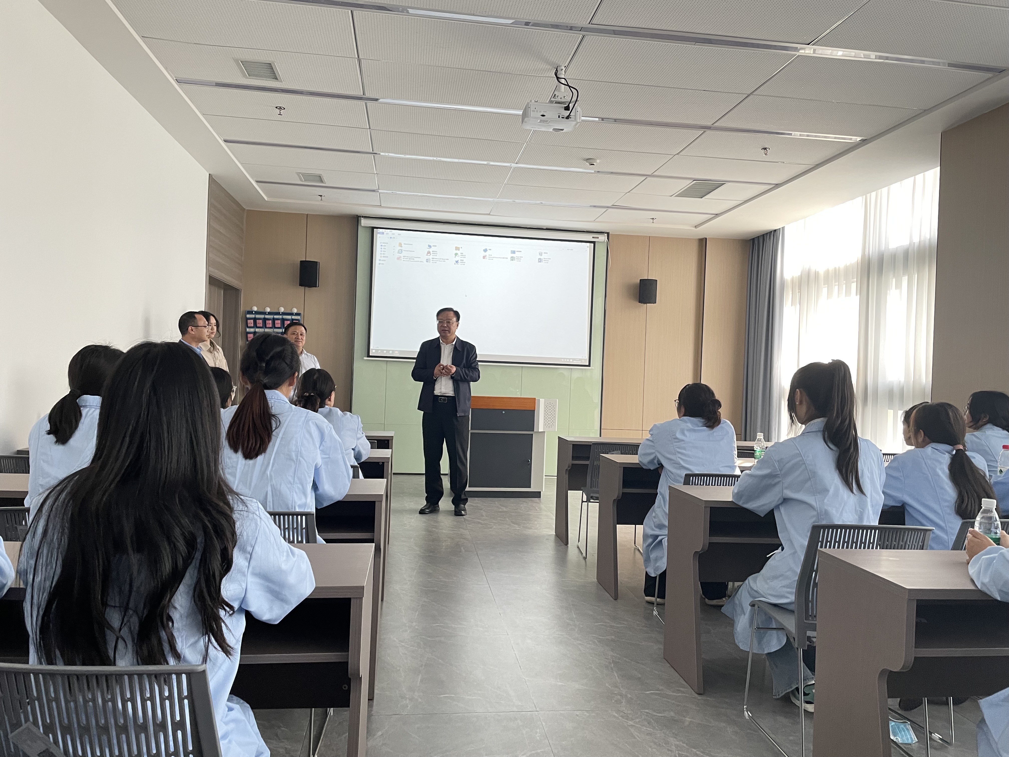 陈超书记作重要指示.JPG