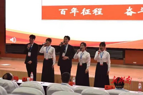 高校思政教育怎么样？这群大学生来展示