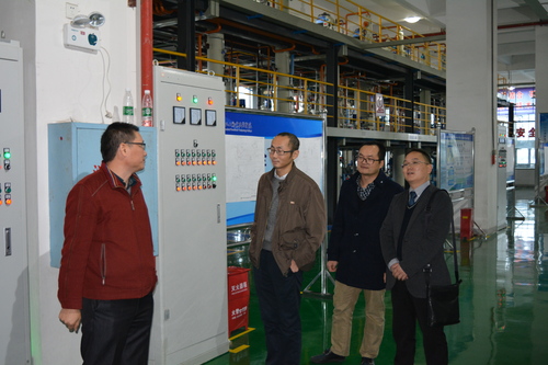 同宇新材料张弛总经理邓凯华副总经理瑞阳化工覃总助参观工业中心